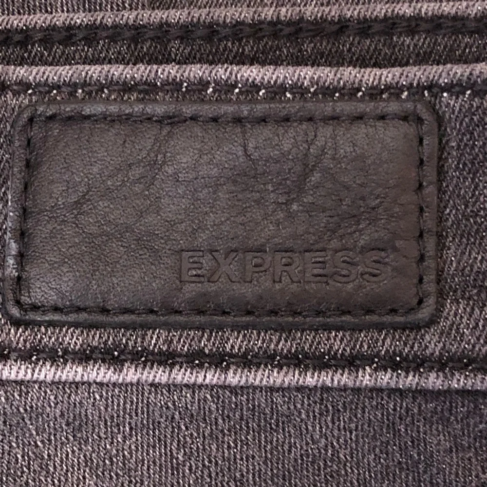 Express Women’s  leggings Jeans with Ripped Knee size 0R